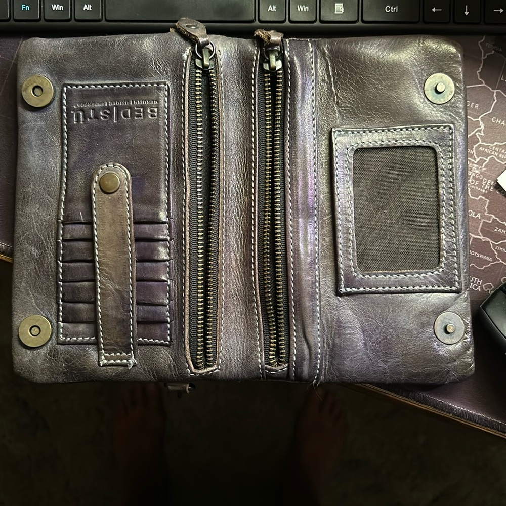 Bed Stu Cadence taupe rustic crossbody bag wallet wristlet clutch